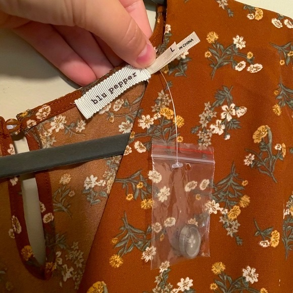 A Blu Pepper jumper - Picture 3 of 4